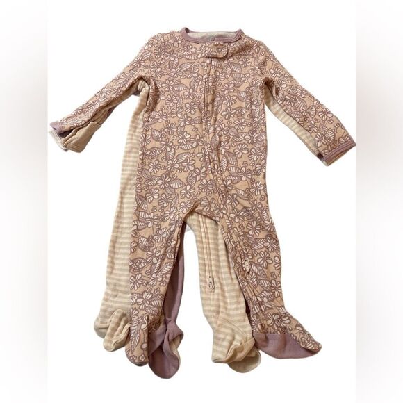 NWOT still held together by the plastic tag cloud island 3 pack pajamas 6-9m - Picture 1 of 3